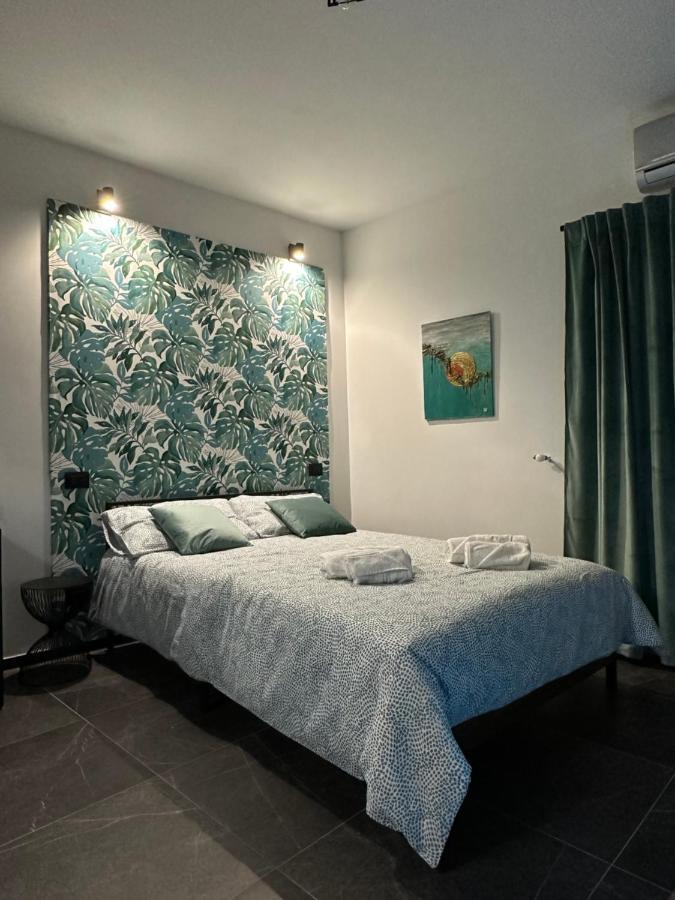 Olinad Rooms Кастельбуоно Екстер'єр фото